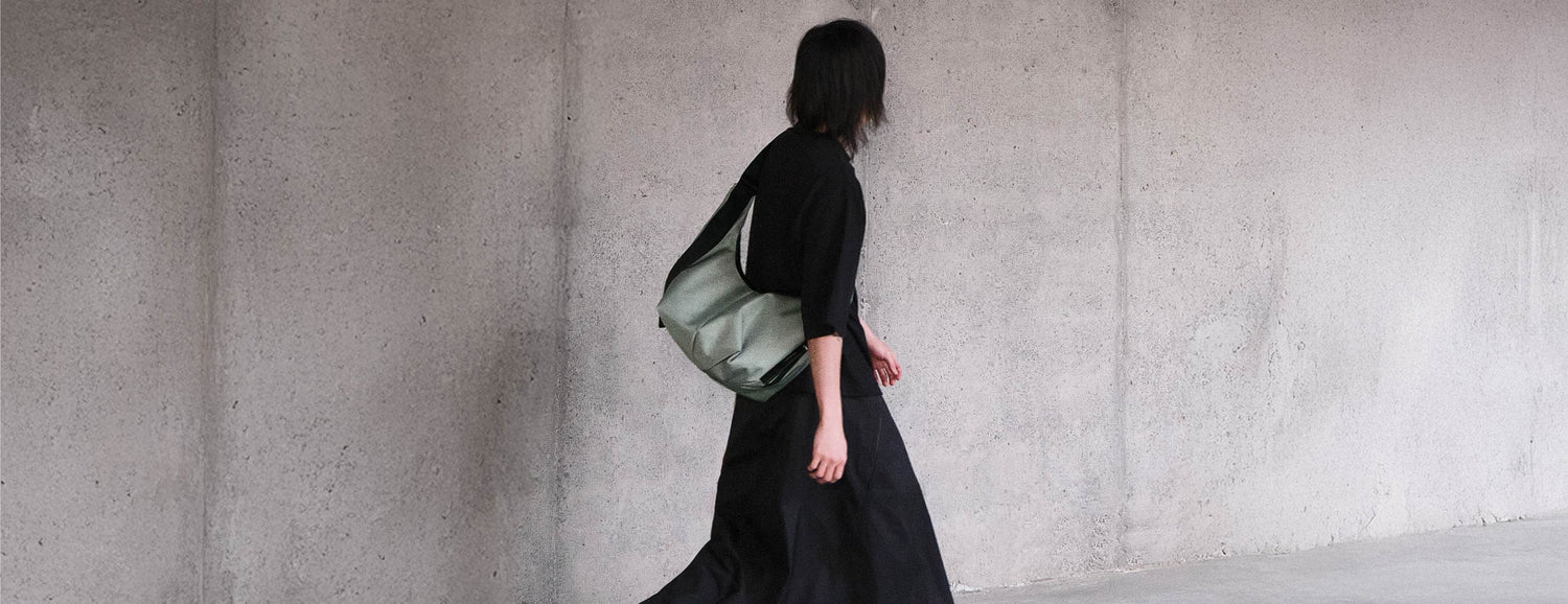 SLEEK SAGE GREEN CAPSULE