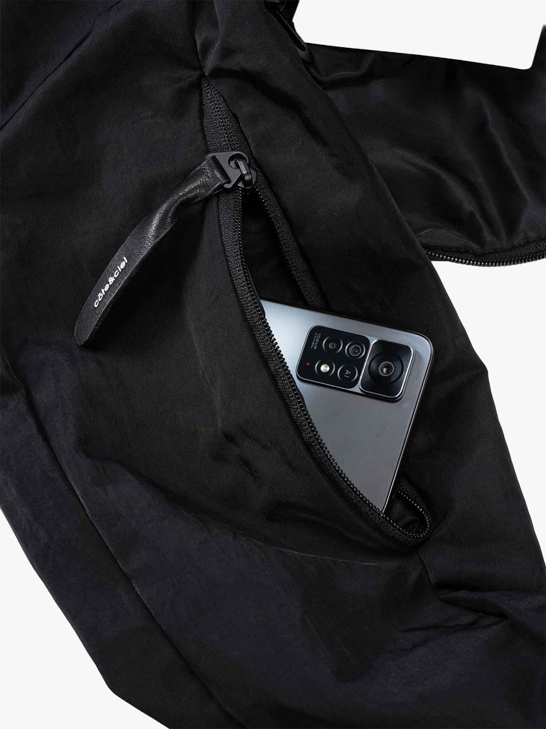 Hyco M Smooth Black Bag