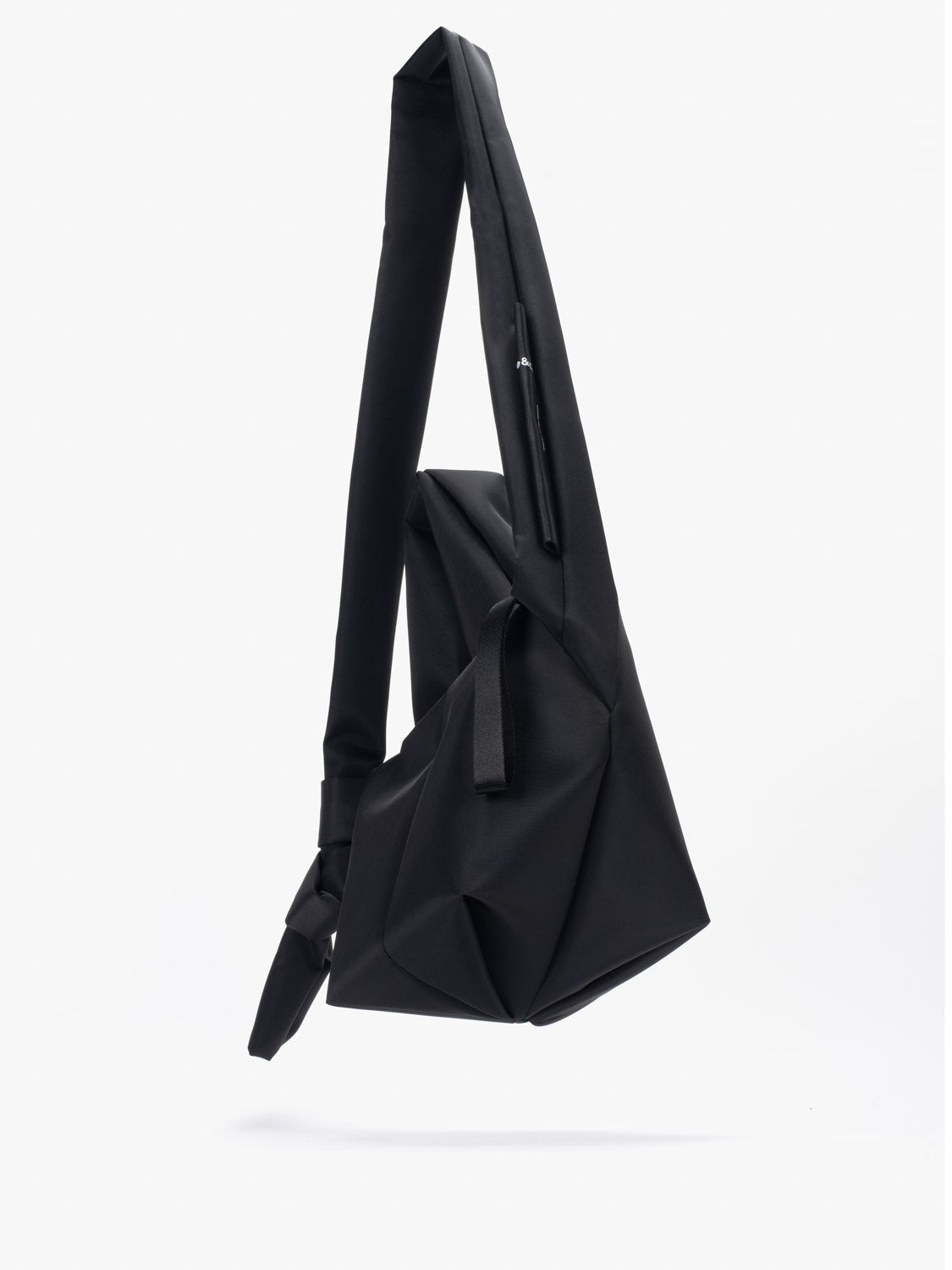 Amu Mini Sleek Nylon Black Bag