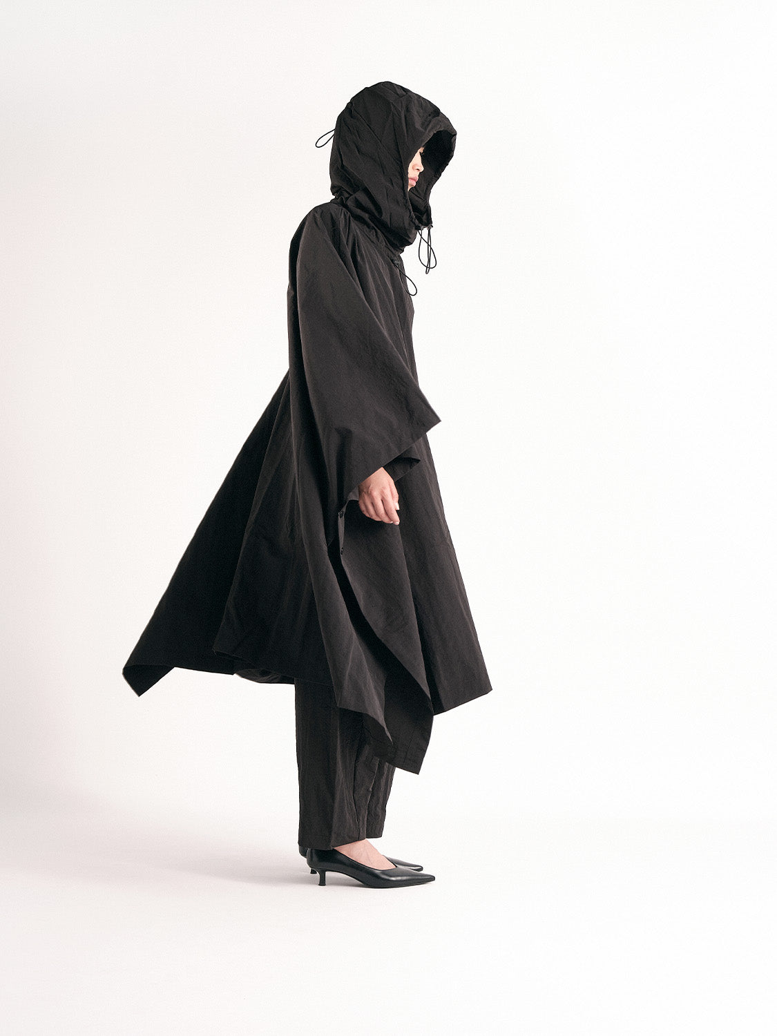 Vertex Poncho Black