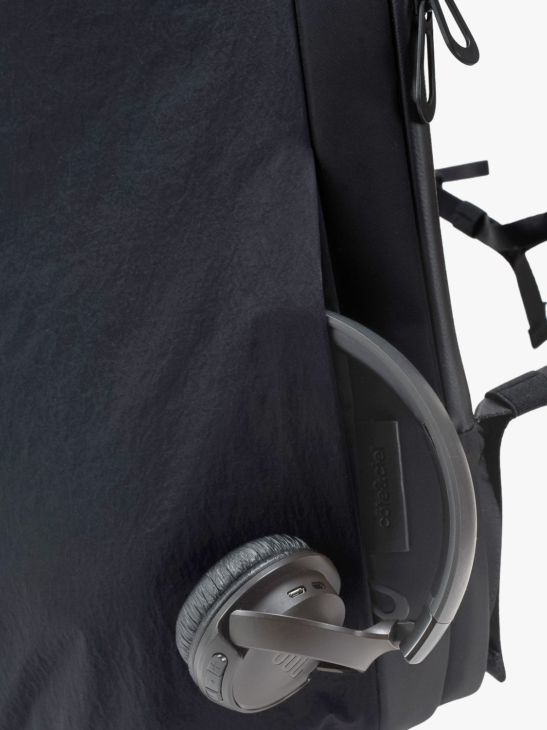 coteetciel Backpack Isar M Komatsu Onibegie Nylon Black côte&ciel EU 29010