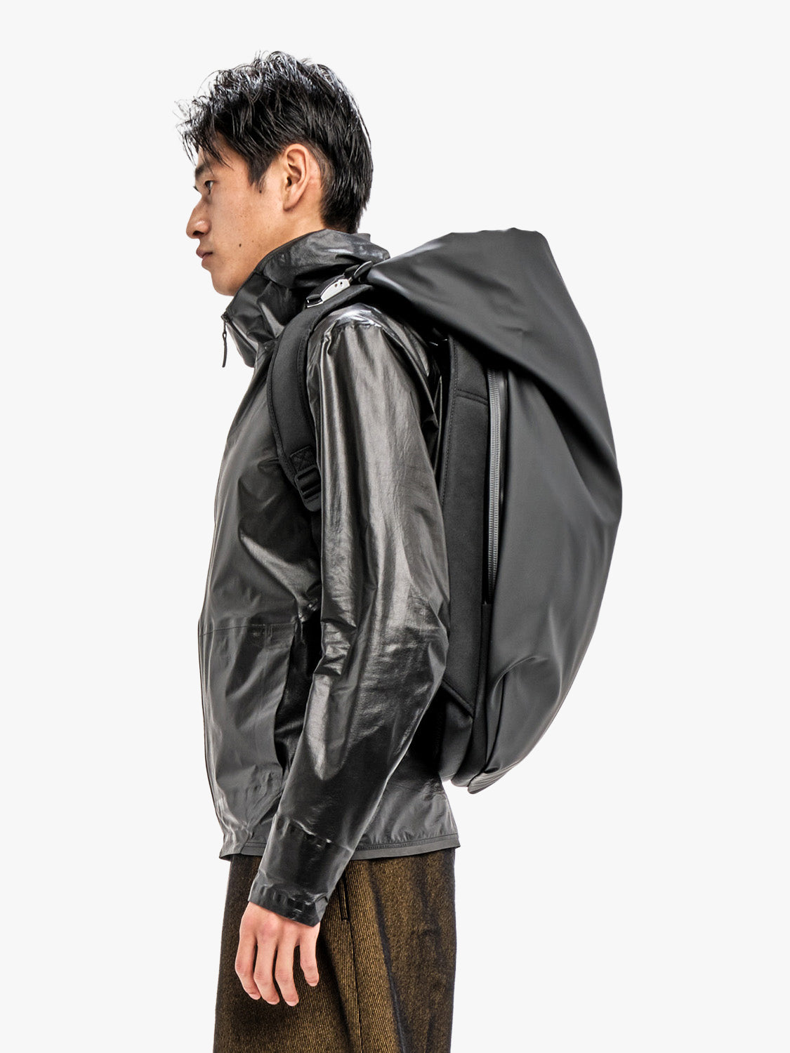 cote et ciel leather backpack Isar S EcoYarn Black The Isar Alias includes an integral padded laptop pocket for up to 15 devices Isar M Obsidian Black