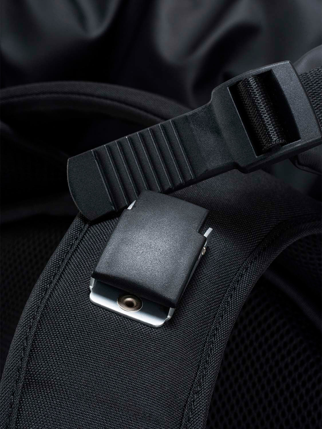 coteetciel Backpack Nile M Obsidian Black côte&ciel EU 28915