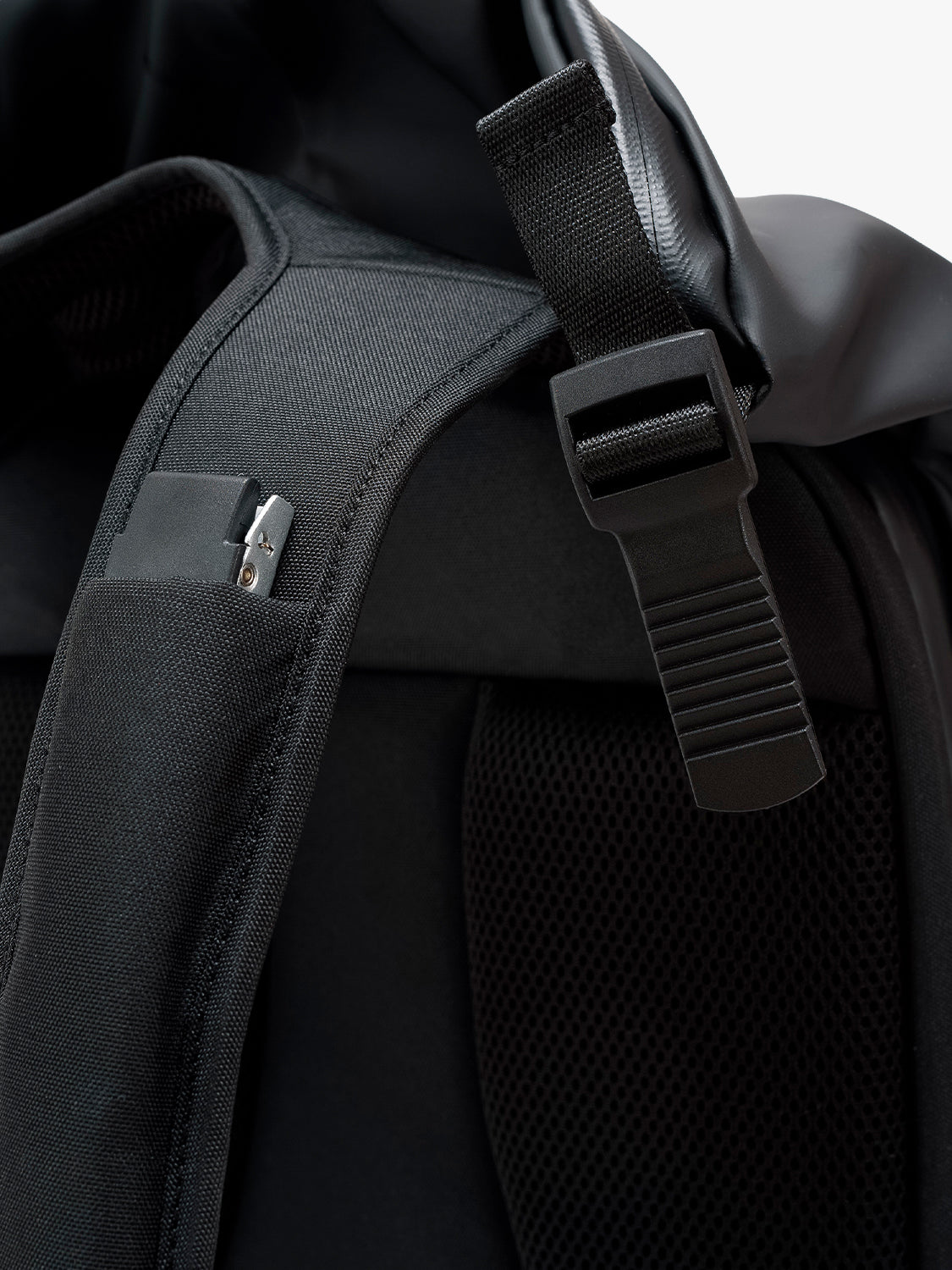 coteetciel Backpack Nile S Obsidian côte&ciel EU 29026