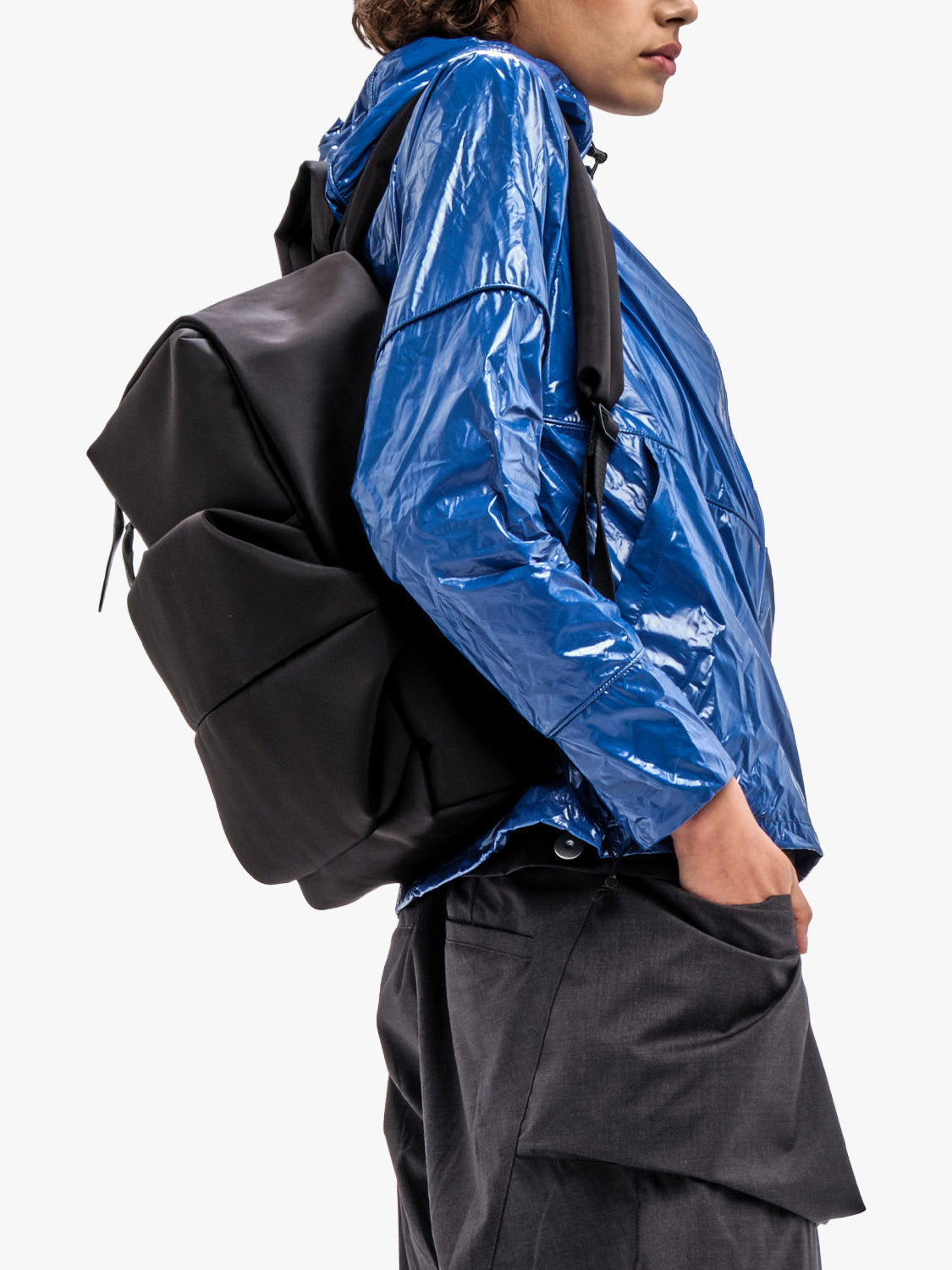 cote et ciel leather backpack Cte&Ciel Black Nile Obsidian The sculptural Isar Alias is as functional as it is beguiling Cote & Ciel Rhine Backpack