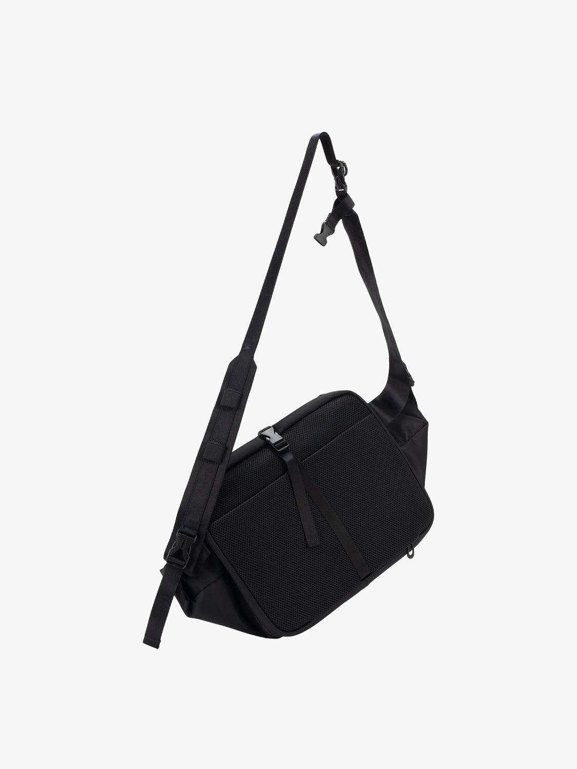 coteetciel Crossbody/Messenger Isarau L Sleek Black côte&ciel EU 29213