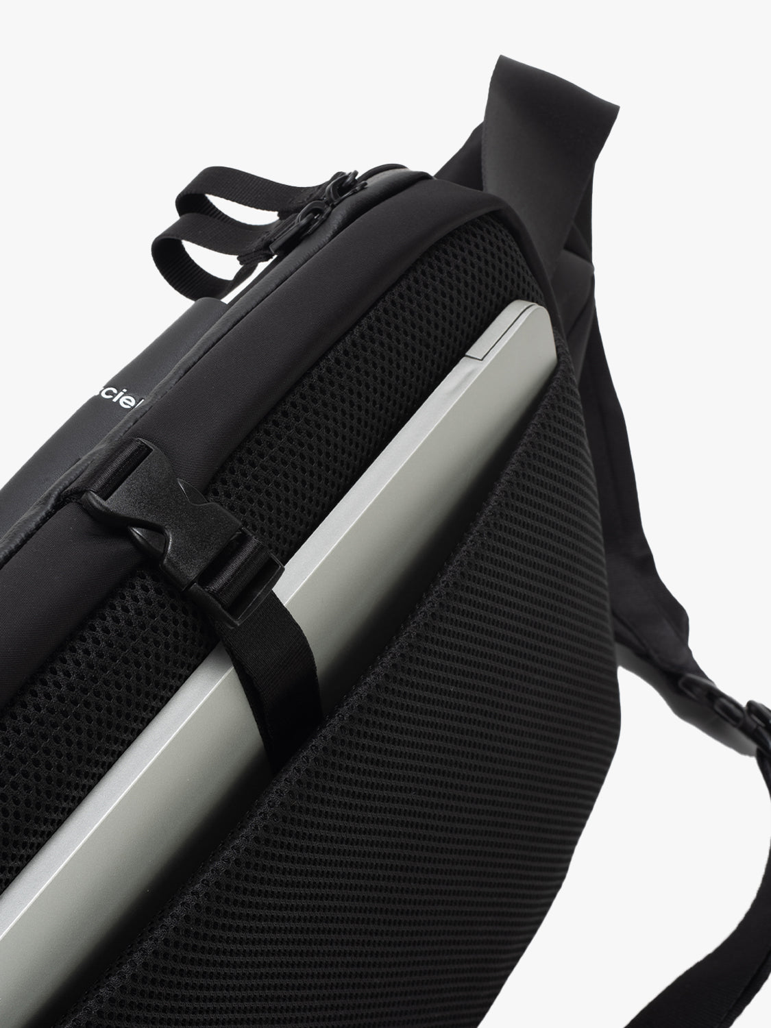 coteetciel Crossbody/Messenger Isarau L Sleek Black côte&ciel EU 29213