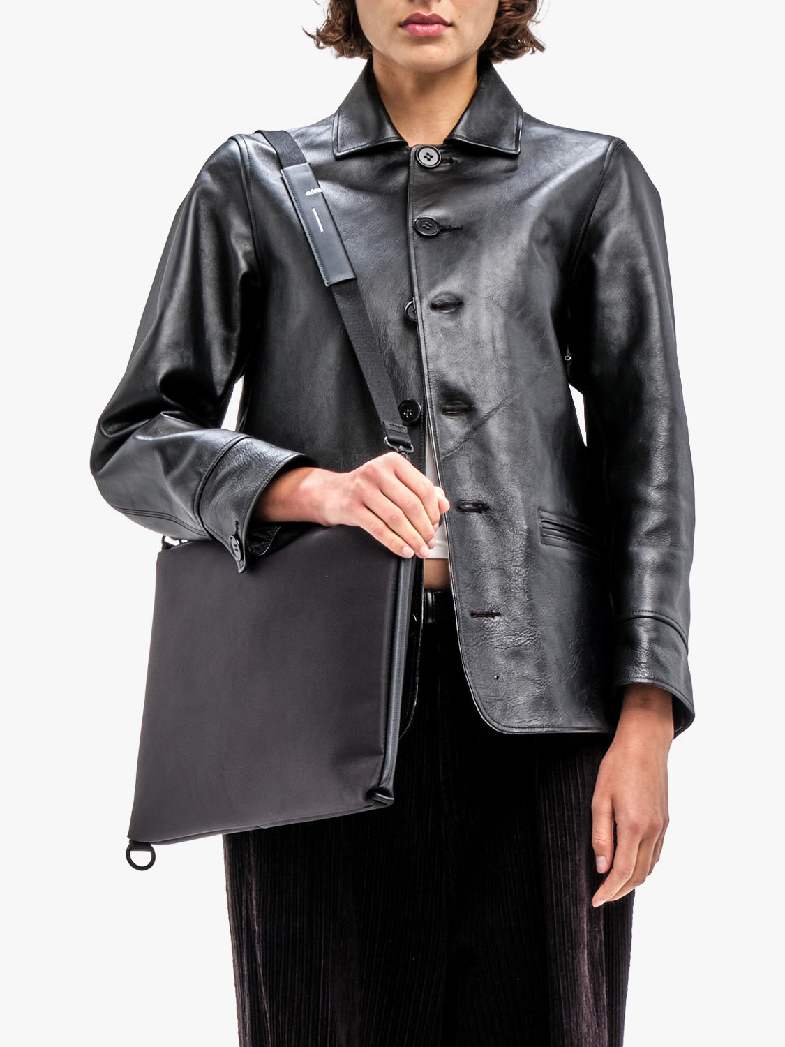 coteetciel Crossbody/Sling Bag Inn L Sleek Black côte&ciel EU 28908