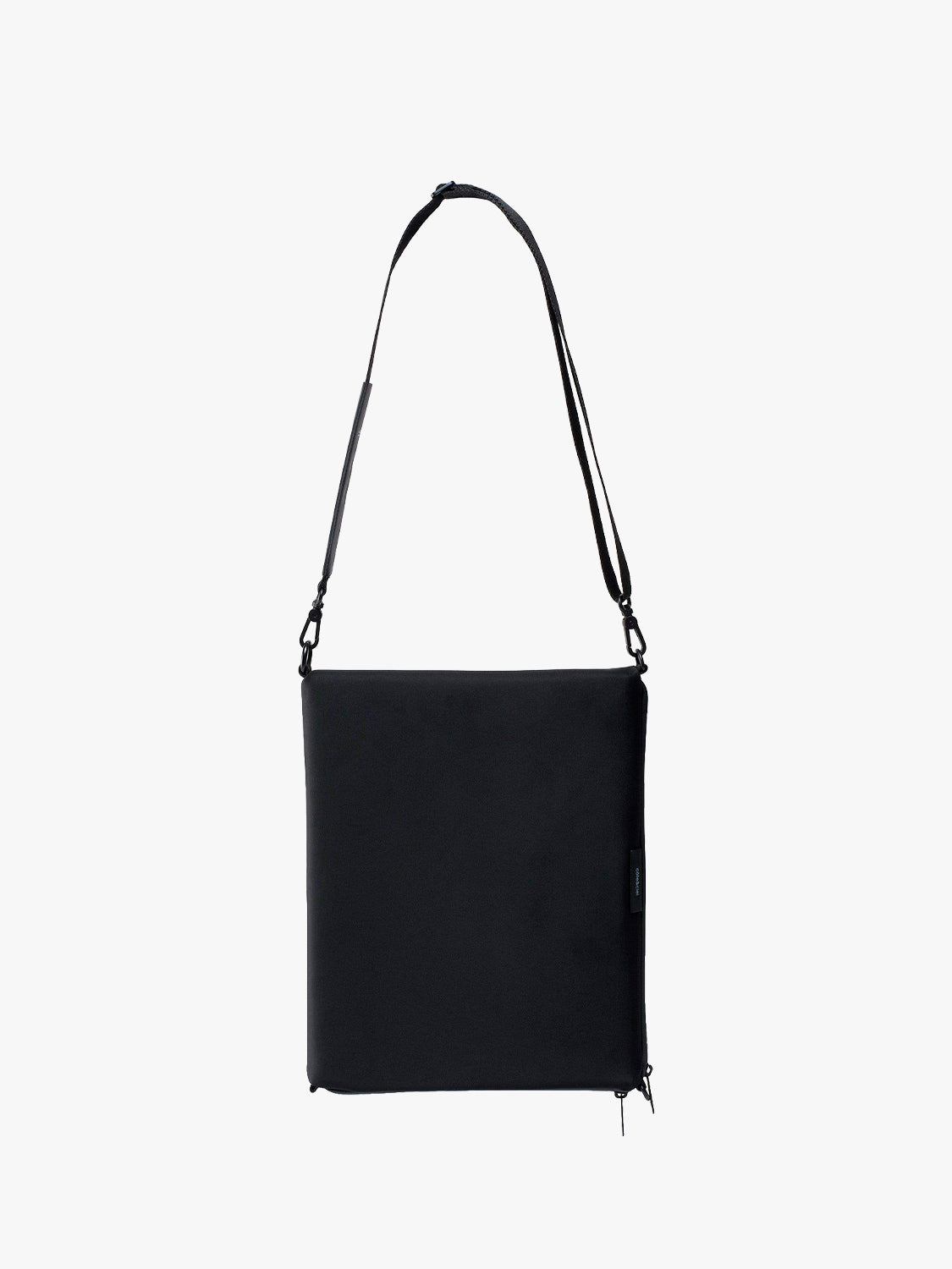 coteetciel Crossbody/Sling Bag Inn L Sleek Black côte&ciel EU 28908