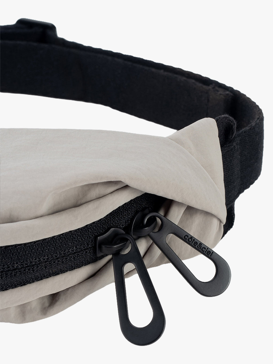 coteetciel Crossbody/Sling/Waist Bag Adda Smooth Light Grey côte&ciel EU 29160