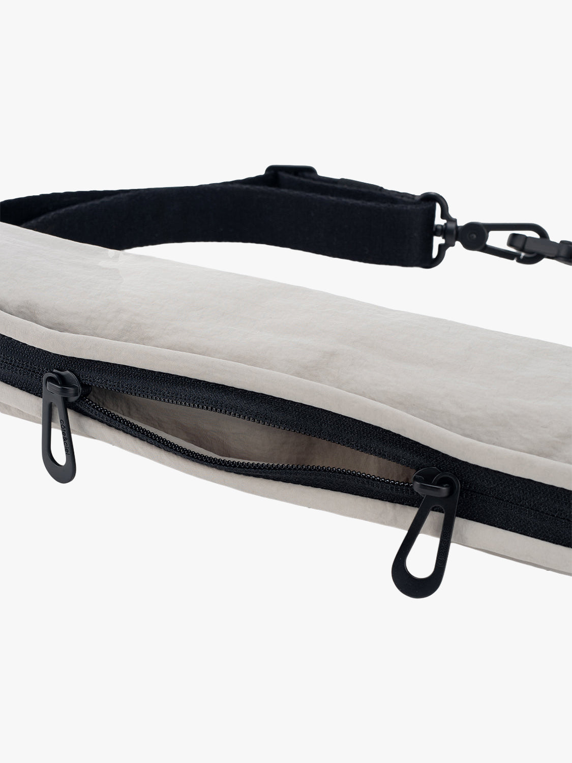 coteetciel Crossbody/Sling/Waist Bag Adda Smooth Light Grey côte&ciel EU 29160