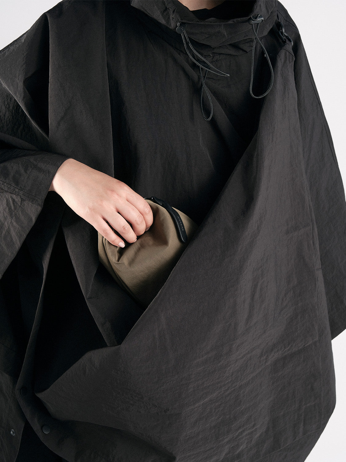 coteetciel Vertex Poncho Black côte&ciel EU 29189