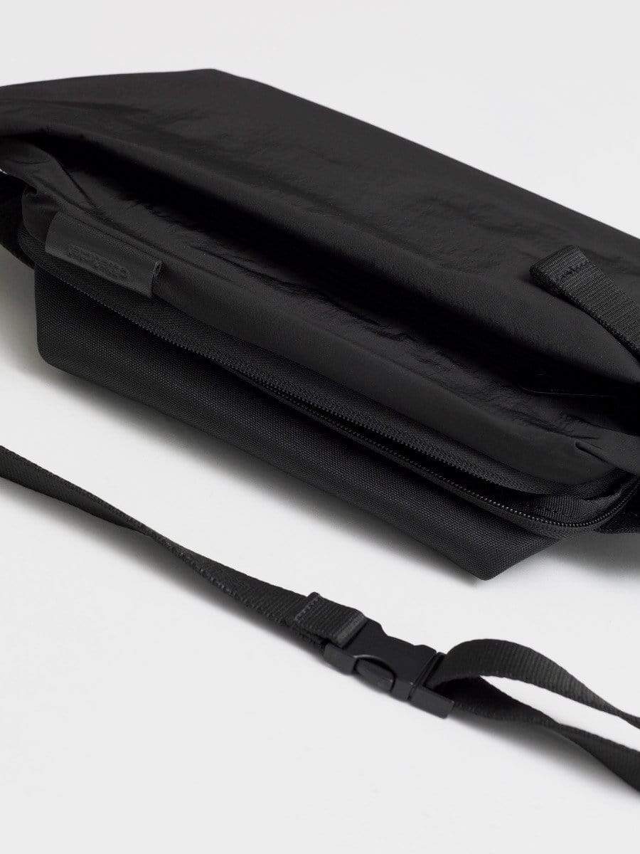 coteetciel Crossbody/Sling/Waist Bag Isarau S MemoryTech Black côte&ciel EU 29031